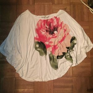 Butterfly sleeve top